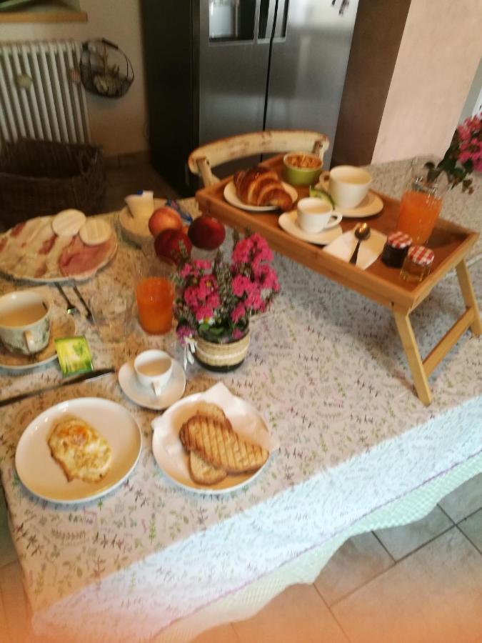 Cortemilia A Casa Di Anna Bed & Breakfast エクステリア 写真