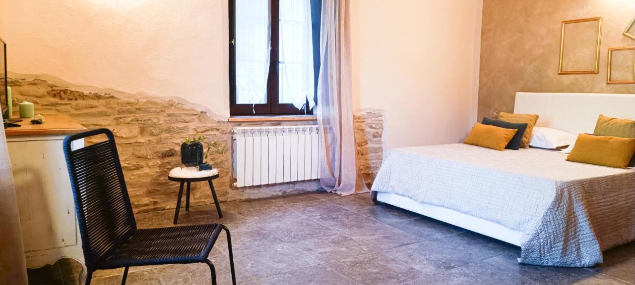 Cortemilia A Casa Di Anna Bed & Breakfast エクステリア 写真